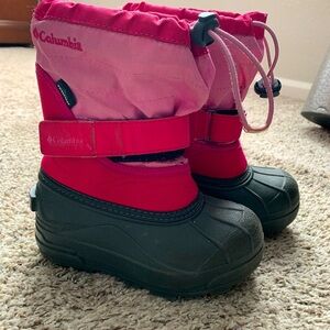 Columbia kid snow boot size 10